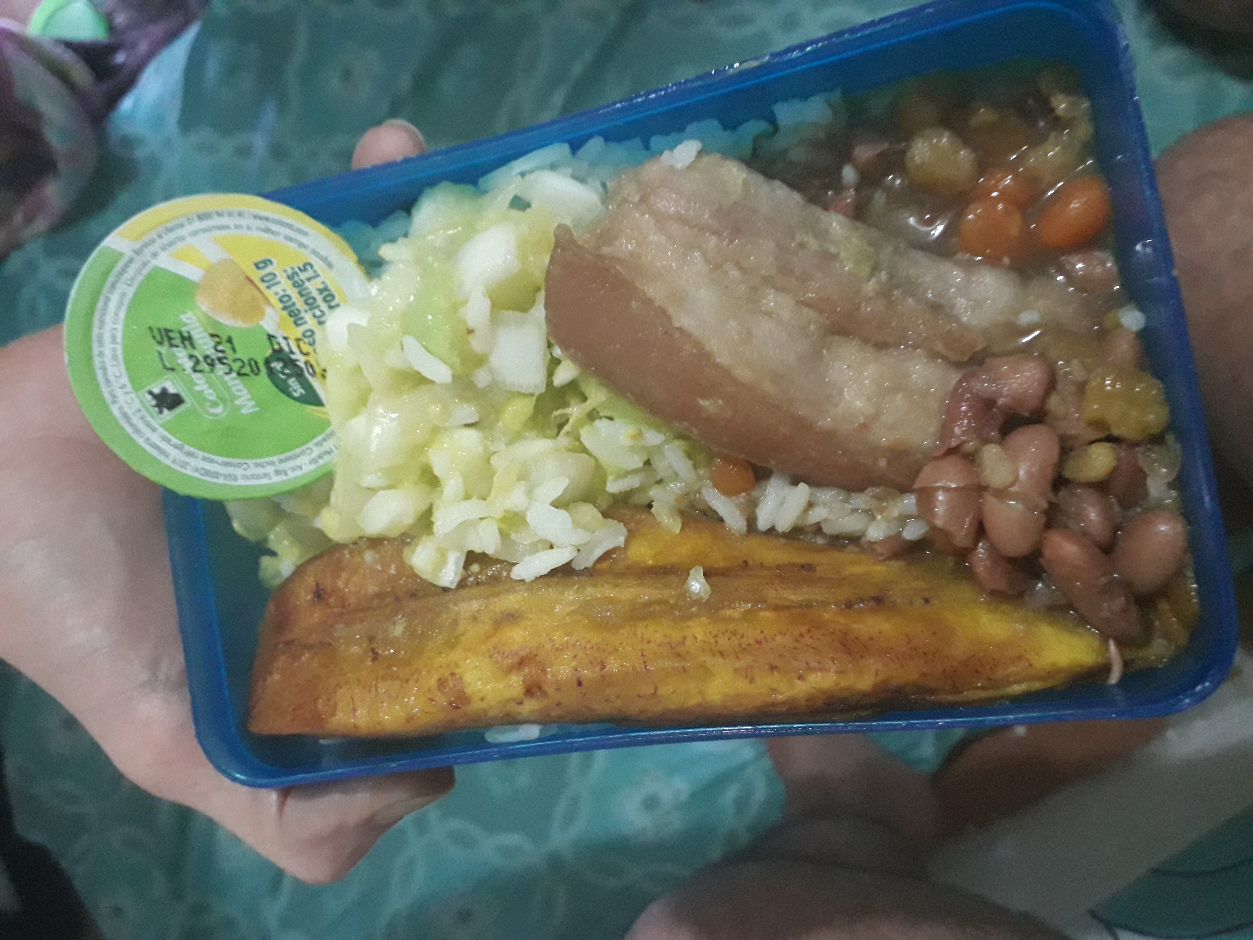 Holding cell food